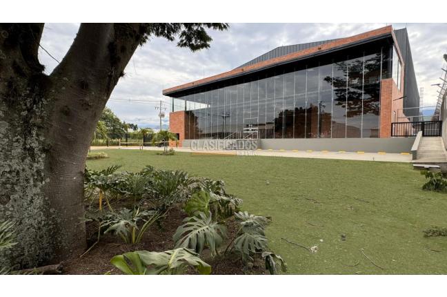 Locales y Bodegas, Alquiler en Yumbo