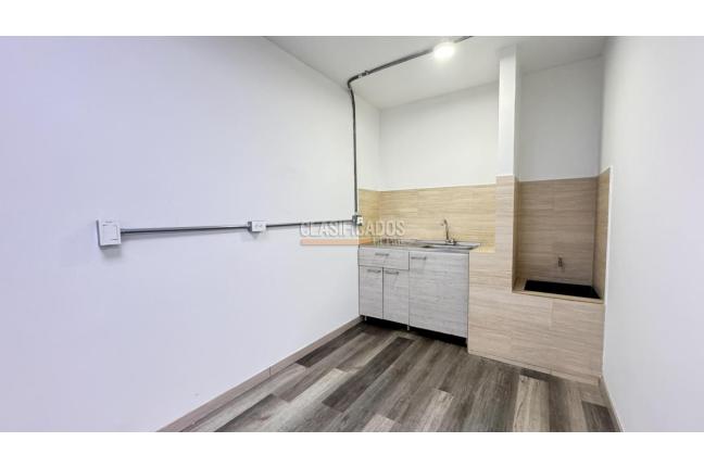 Oficinas y Consultorios, Alquiler, Salomia - $6.300.000