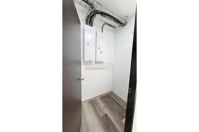 Oficinas y Consultorios, Alquiler, Salomia - $6.300.000