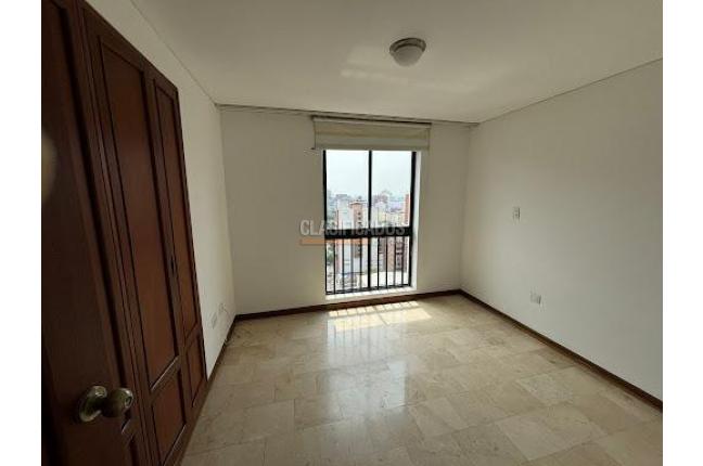 Apartamentos, Venta, San Antonio - $585.000.000