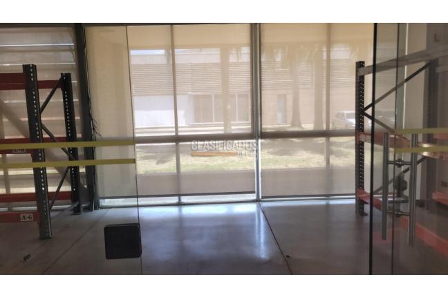 Oficinas y Consultorios, Alquiler, Acopi - $16.200.000