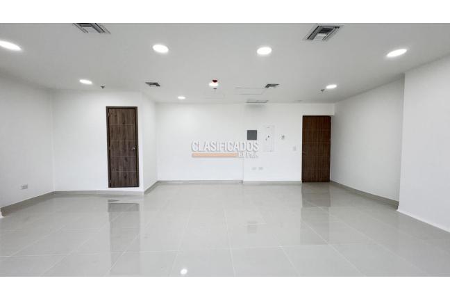 Oficinas y Consultorios, Alquiler, Centro Ccial. Jardín Plaza - $4.600.000