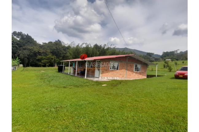 Fincas y Casas Campestres, Venta en La Cumbre