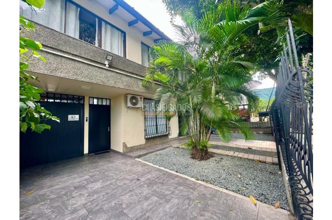 Casas, Venta en La Flora