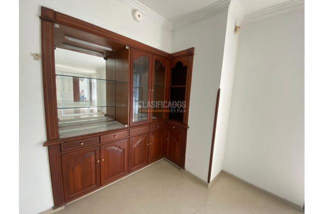 Oficinas y Consultorios, Alquiler, El Ingenio - $3.500.000