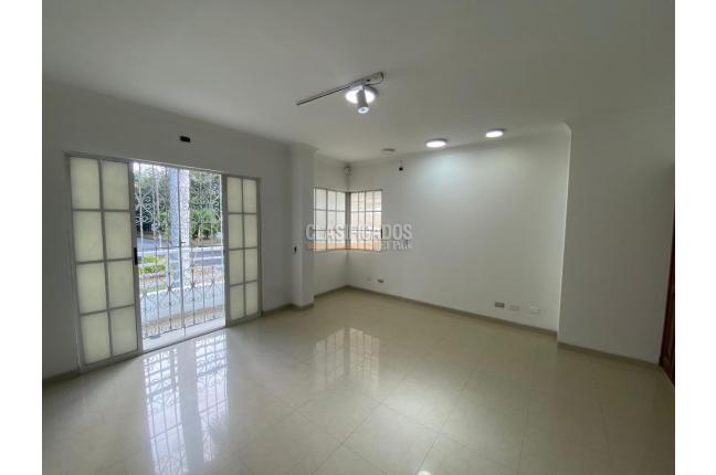 Oficinas y Consultorios, Alquiler, El Ingenio - $3.500.000