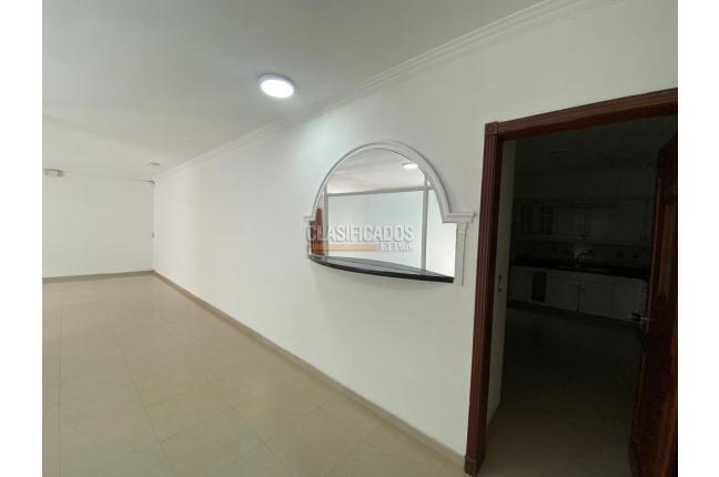 Oficinas y Consultorios, Alquiler, El Ingenio - $3.500.000