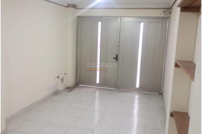 Casas, Alquiler, Prados del Norte - $3.900.000