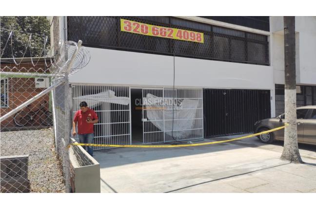 Oficinas y Consultorios, Alquiler en Centenario