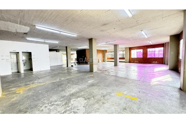 Locales y Bodegas, Alquiler, El Troncal - $5.700.000