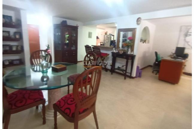 Casas, Venta, Ciudad Jardín - $710.000.000