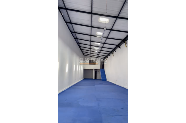 Locales y Bodegas, Alquiler en Porvenir