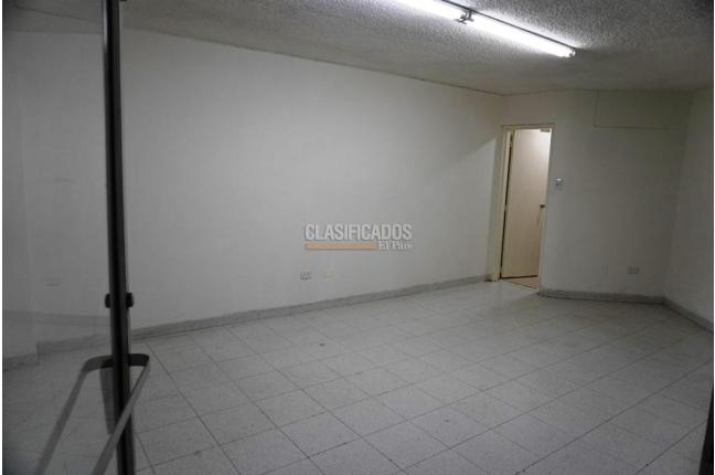 Oficinas y Consultorios, Alquiler, Granada - $950.000
