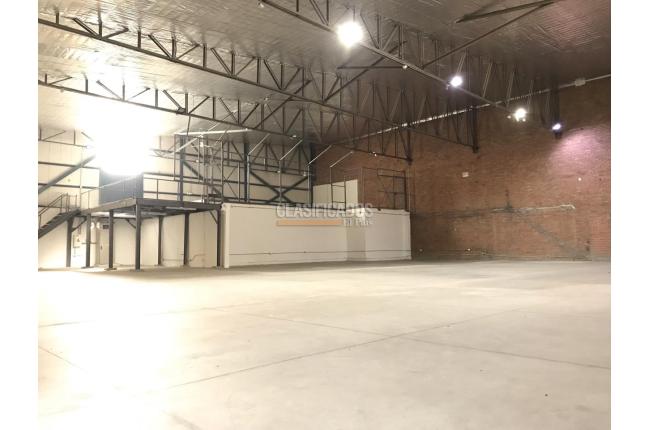 Locales y Bodegas, Alquiler, Yumbo - $21.000.000