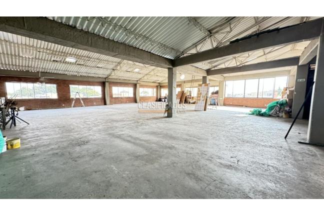 Locales y Bodegas, Alquiler en El Troncal