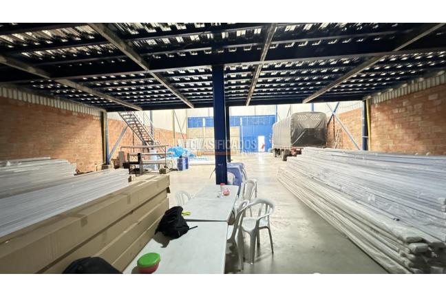 Locales y Bodegas, Venta, El Troncal - $1.523.000.000