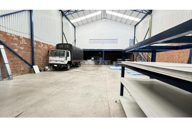 Locales y Bodegas, Venta, El Troncal - $1.523.000.000