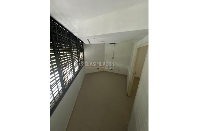 Oficinas y Consultorios, Venta, Versalles - $935.000.000