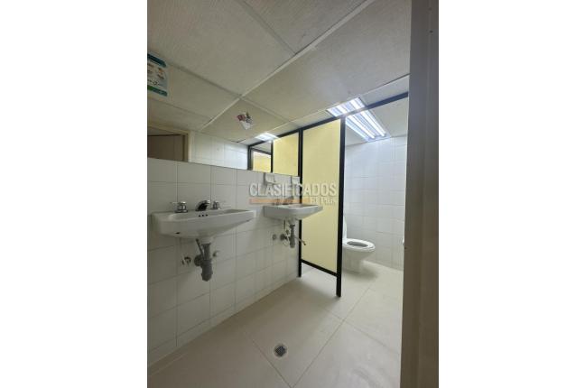 Oficinas y Consultorios, Venta, Versalles - $935.000.000