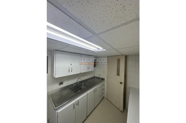 Oficinas y Consultorios, Venta, Versalles - $935.000.000