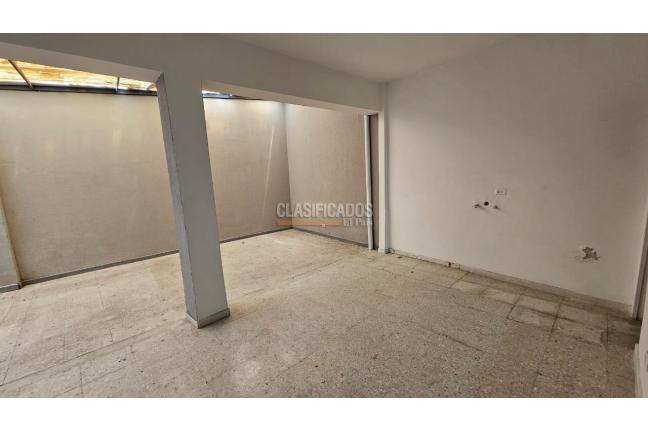 Casas, Alquiler, Granada - $6.300.000