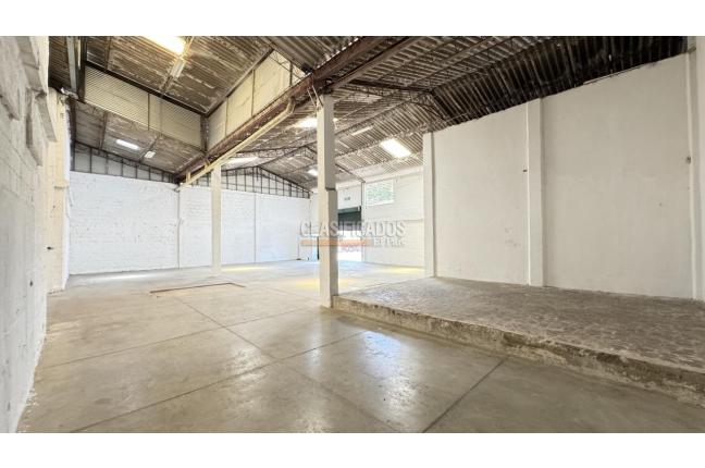 Locales y Bodegas, Alquiler, Yumbo - $5.000.000