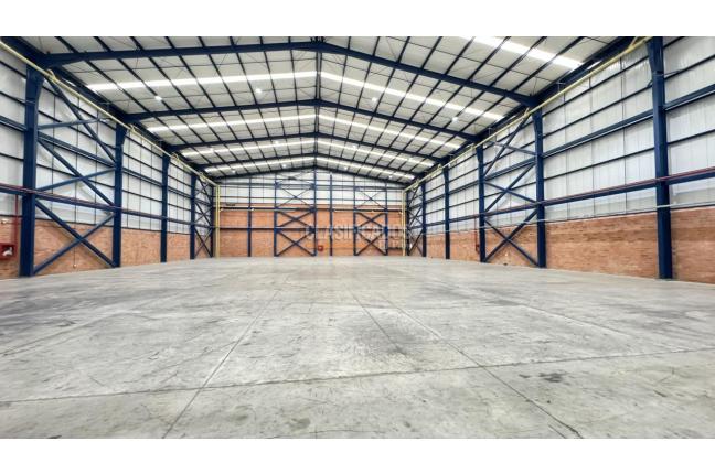 Locales y Bodegas, Alquiler en Yumbo