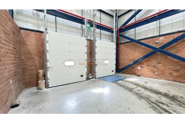 Locales y Bodegas, Alquiler, Yumbo - $89.500.000