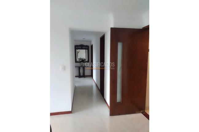 Apartamentos, Venta, Cristales - $440.000.000