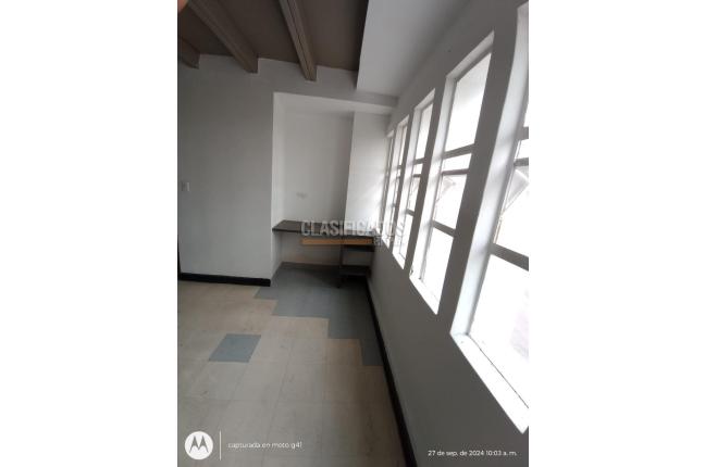 Apartaestudios, Alquiler en Granada