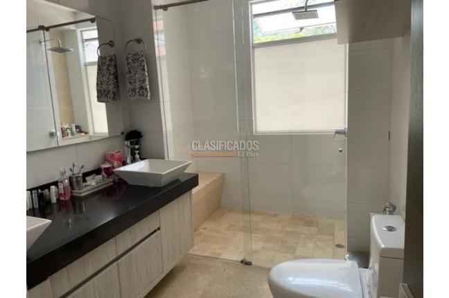 Apartamentos, Venta, Cristales - $2.500.000.000