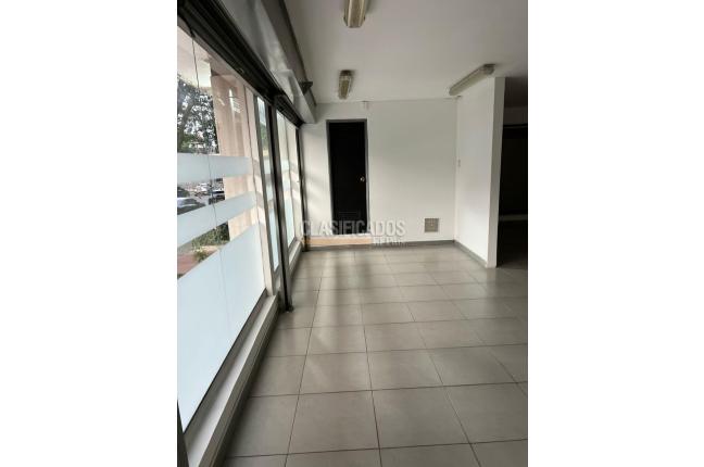 Locales y Bodegas, Alquiler, Versalles - $7.500.000