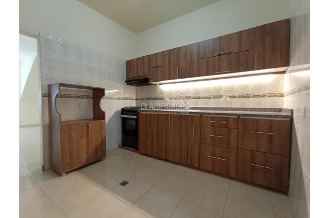 Casas, Venta, El Paraíso - $290.000.000