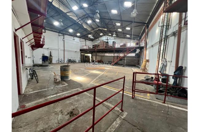 Locales y Bodegas, Alquiler en El Troncal