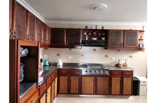 Apartamentos, Venta, Versalles - $422.000.000