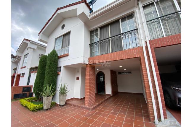 Casas, Venta, Ciudad Jardín - $920.000.000