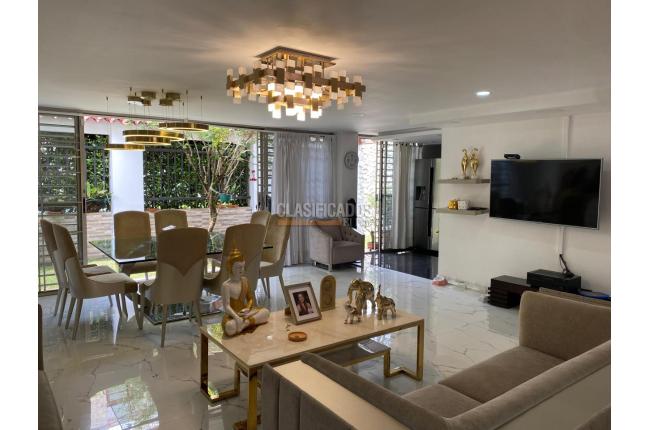 Casas, Venta, Ciudad Jardín - $920.000.000