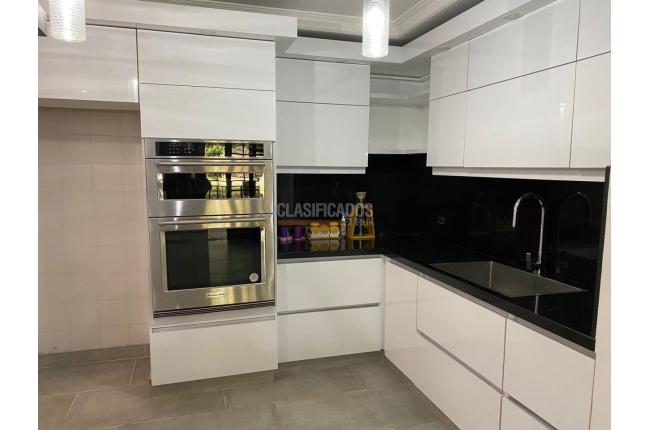 Casas, Venta, El Castillo - $1.100.000.000