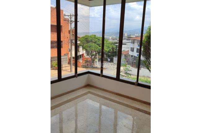 Casas, Venta, Miraflores - $1.500.000.000