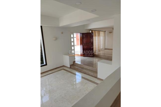 Casas, Venta, Miraflores - $1.500.000.000