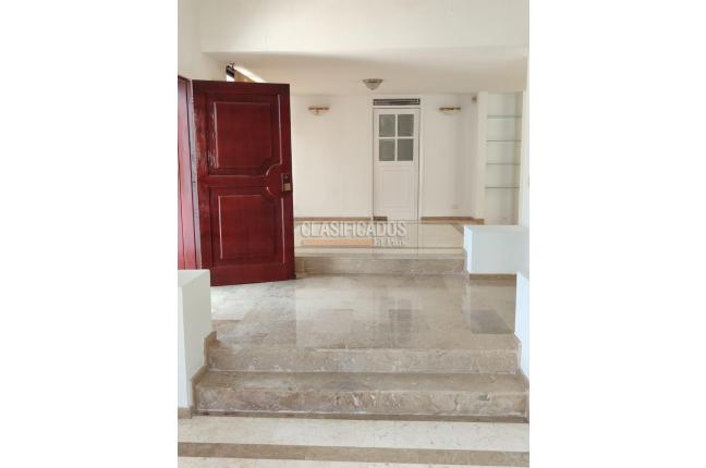 Casas, Venta, Miraflores - $1.500.000.000