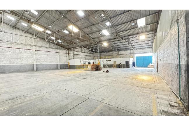 Locales y Bodegas, Alquiler en Industrial