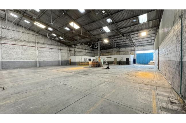 Locales y Bodegas, Alquiler en Industrial