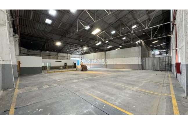 Locales y Bodegas, Alquiler, Industrial - $15.000.000