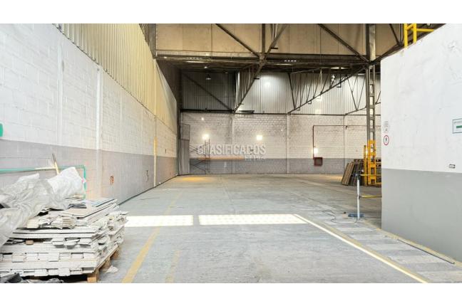 Locales y Bodegas, Alquiler, Industrial - $15.000.000