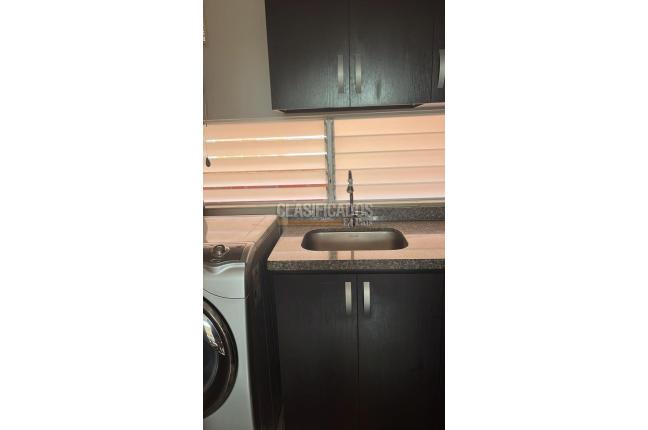 Apartamentos, Venta en Colinas de Menga