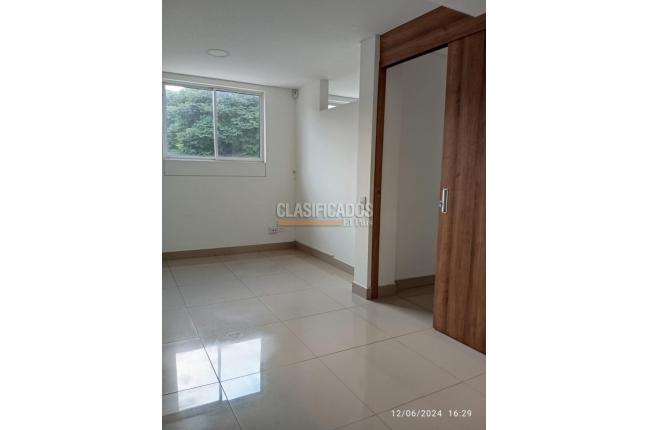 Oficinas y Consultorios, Alquiler, Tequendama - $12.000.000