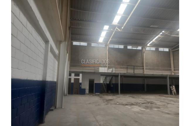 Locales y Bodegas, Venta en Flora Industrial