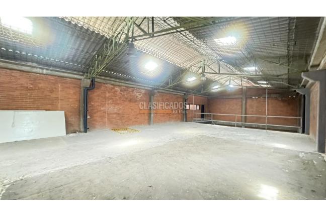 Locales y Bodegas, Alquiler, Porvenir - $6.500.000