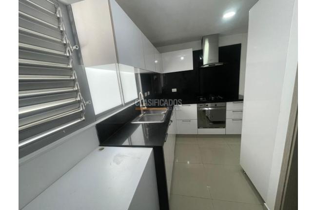 Apartamentos, Alquiler, Cristales - $3.100.000